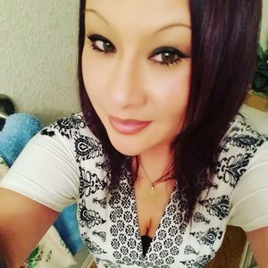 Meet your Posher, Connie